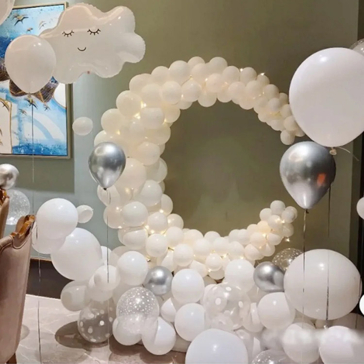 Crescent Moon Balloon