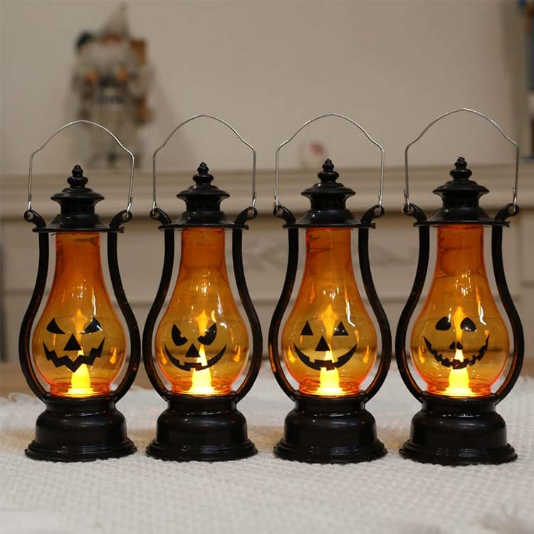 Halloweenowa lampa wiatrowa